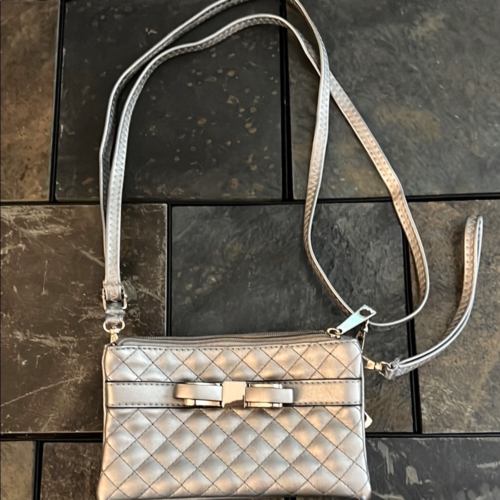 8”x 5” Small Pewter Purse w/Removable Adjustable Strap and Hand Wristlet Strap